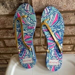 LN Lilly Pulitzer sz 9 flip-flops Gold Foil Strqps